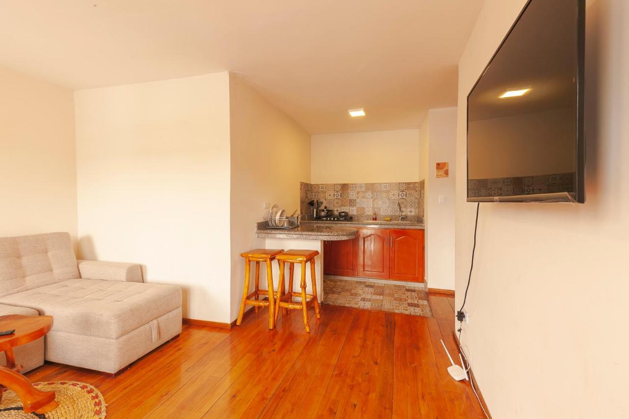 Los Ponchos Inn Apartasuite Otavalo Exteriér fotografie