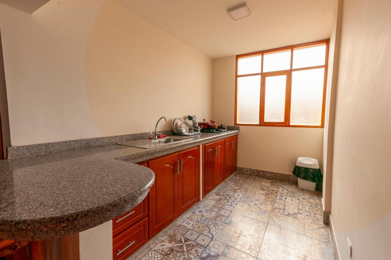 Los Ponchos Inn Apartasuite Otavalo Exteriér fotografie
